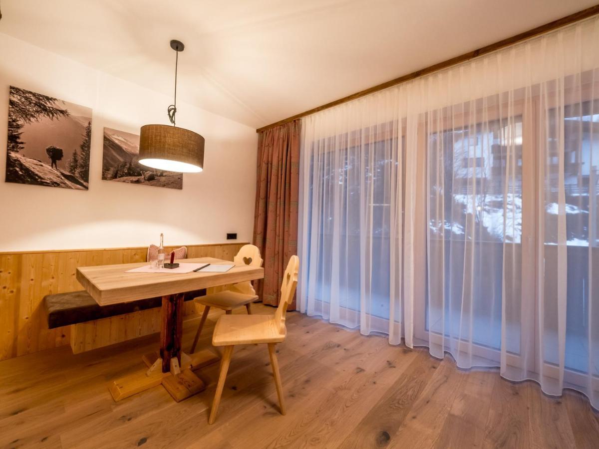 Almhittn - Luxus Appartements Finkenberg Exterior foto